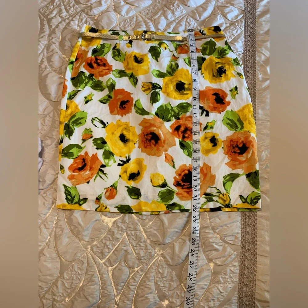 Premise Multicolored Floral Rose Pencil Skirt with Gold‎ Belt Size 12 Romantic